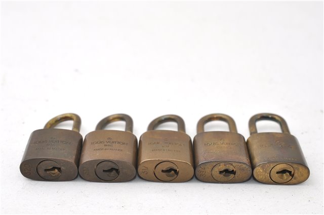 Authentic Louis Vuitton Padlock Gold 10Set LV K4770