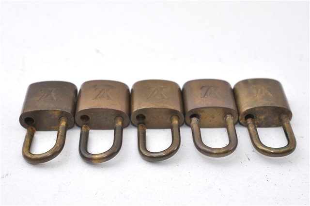 Authentic Louis Vuitton Padlock Gold 10Set LV K4770
