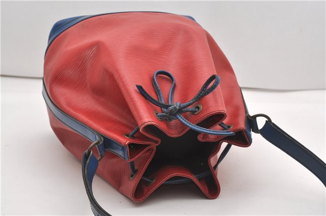 Authentic Louis Vuitton Epi Noe Bi-color Red x Blue M44084 Drawstring Bag K4796