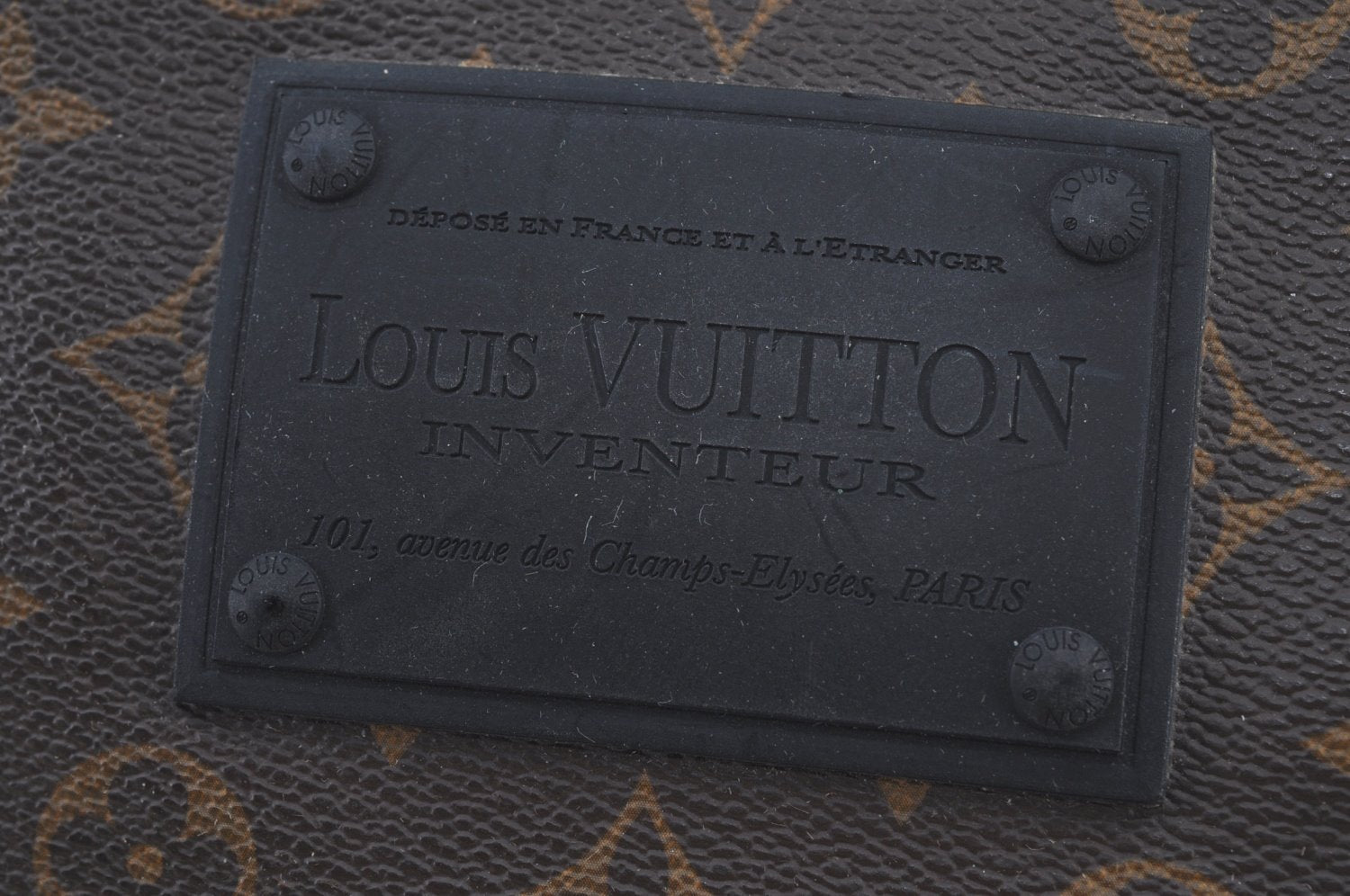 Authentic Louis Vuitton Monogram WaterProof Messenger M40399 Shoulder Bag K4805