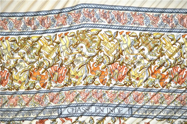 Authentic HERMES Pleats Scarf 