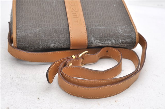 Authentic FENDI Zucchino Shoulder Cross Body Bag PVC Leather Brown Junk K4904
