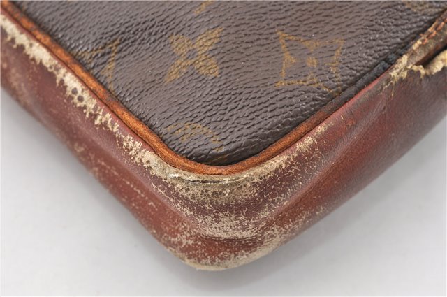 Authentic Louis Vuitton Monogram Pochette Sport Clutch Bag Old Model Junk K4963