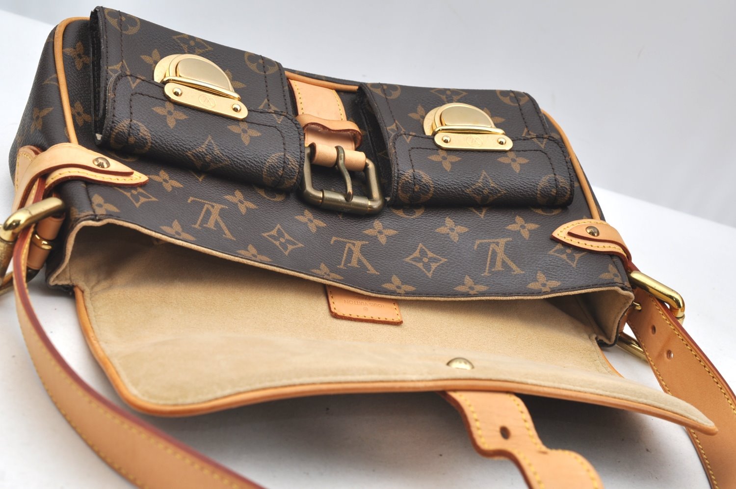 Auth Louis Vuitton Monogram Hudson PM Shoulder Bag Purse M40027 LV Box K5005