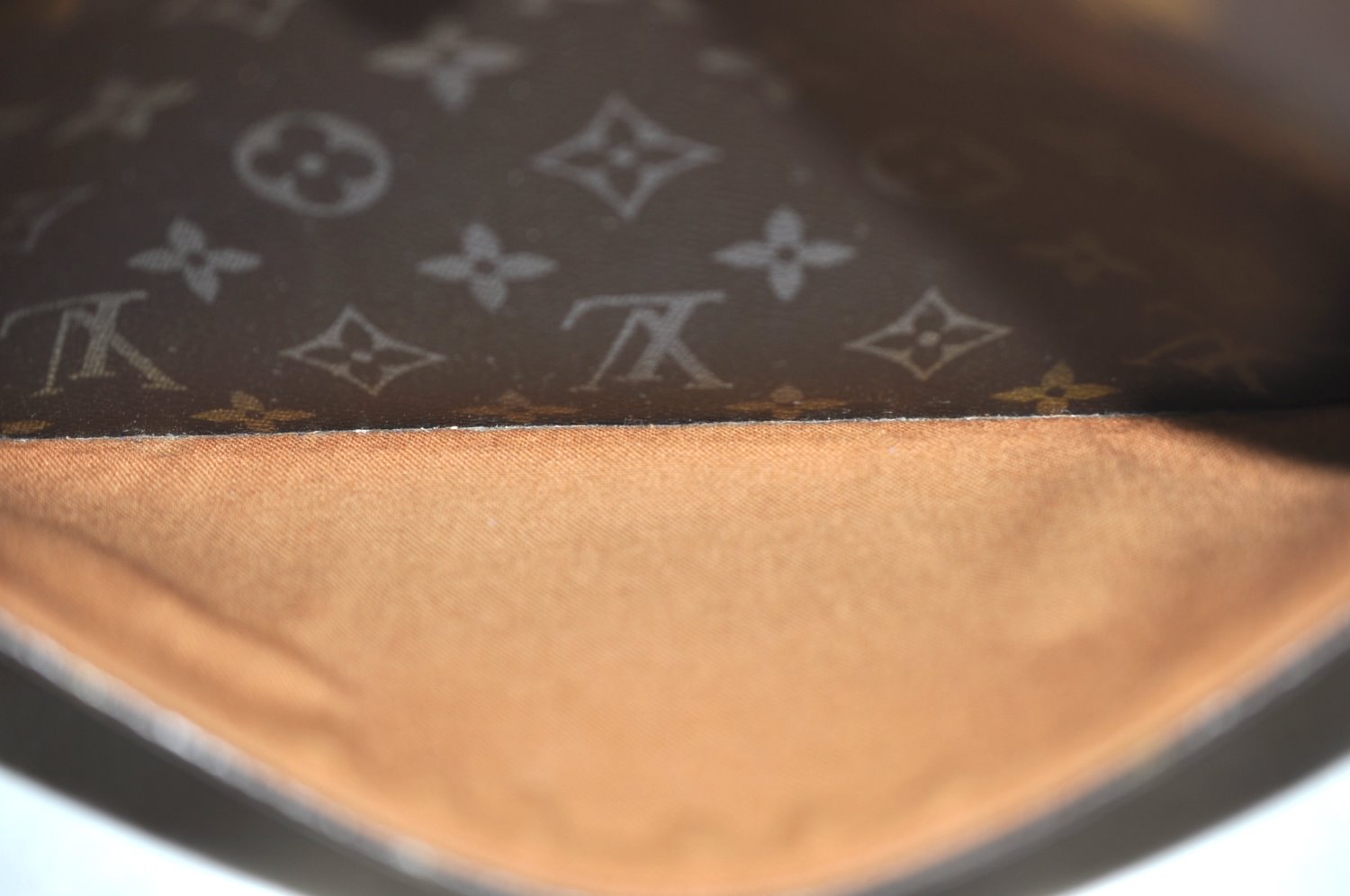 Authentic Louis Vuitton Monogram Sologne Shoulder Cross Body Bag M42250 LV K5007