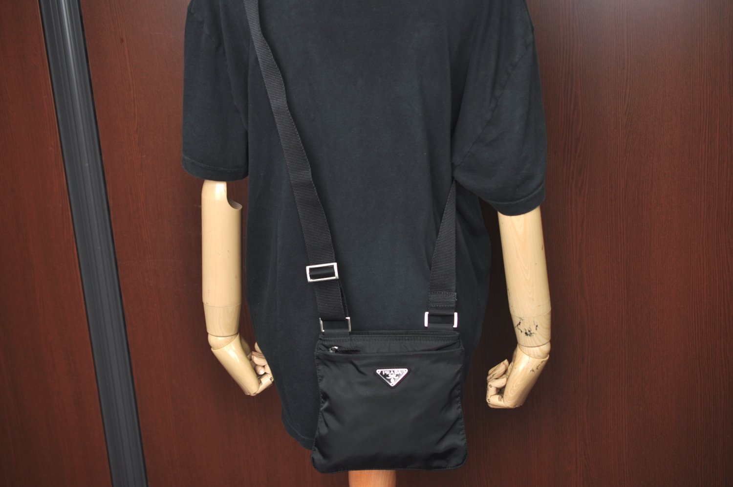Authentic PRADA Nylon Tessuto Shoulder Cross Body Bag Purse Black K5018