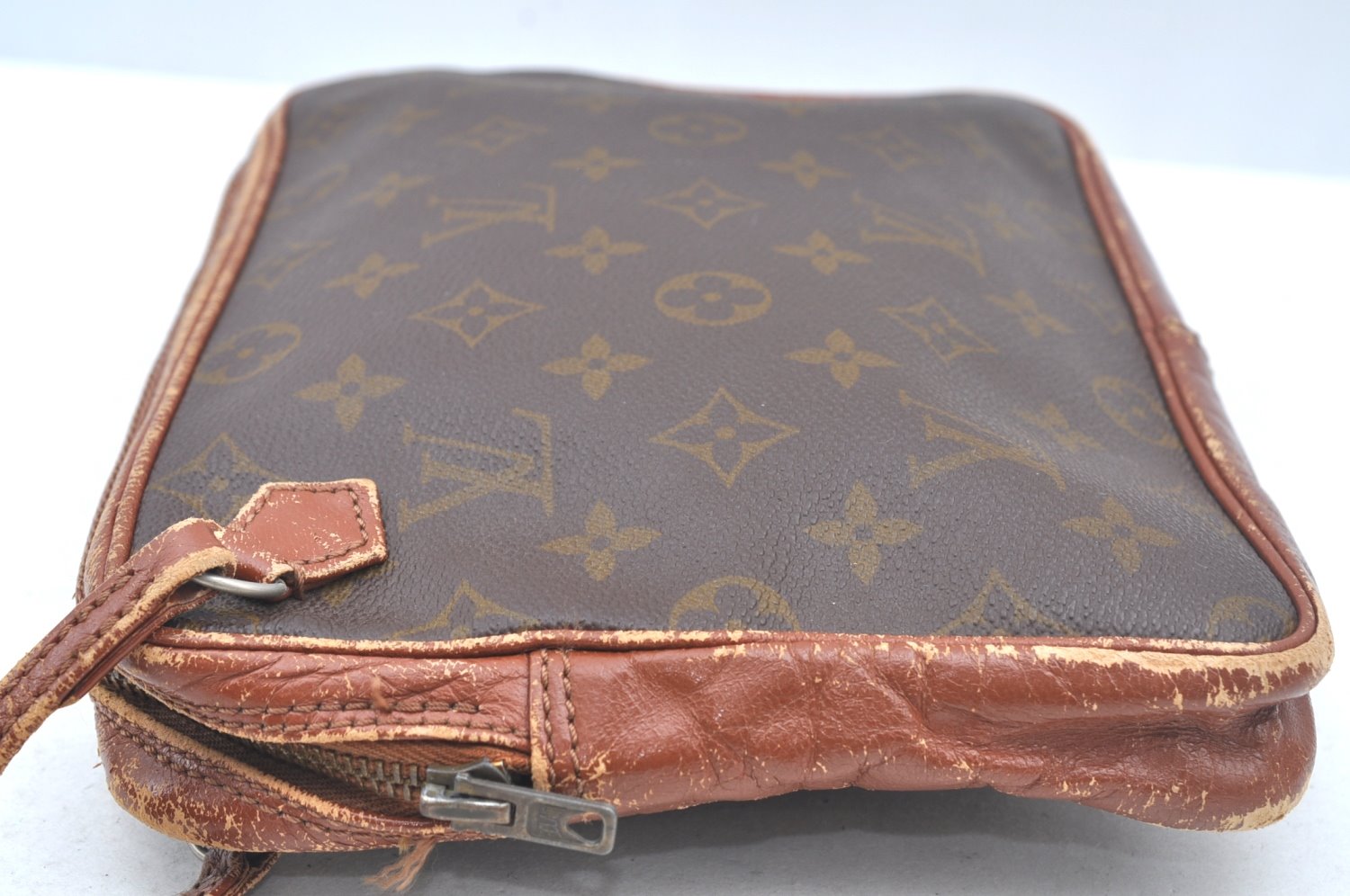 Authentic Louis Vuitton Monogram Pochette Sport Clutch Hand Bag Old Model K5020