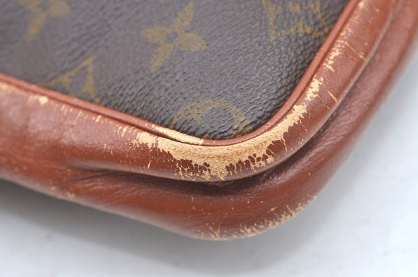 Authentic Louis Vuitton Monogram Pochette Sport Clutch Hand Bag Old Model K5020