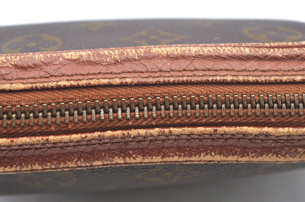 Authentic Louis Vuitton Monogram Pochette Sport Clutch Hand Bag Old Model K5020