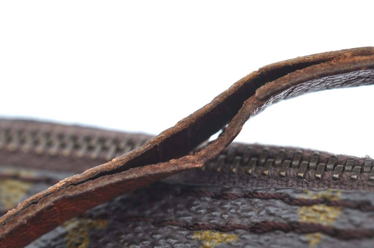 Authentic Louis Vuitton Monogram Papillon Pouch Old Model LV K5040