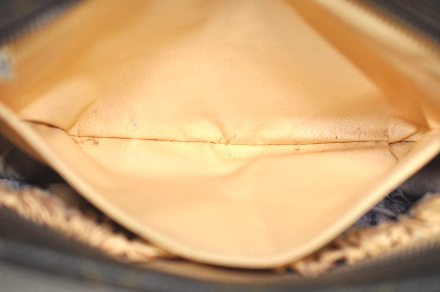 Authentic Louis Vuitton Monogram Trousse Toilette 23 Clutch Hand Bag Junk K5043