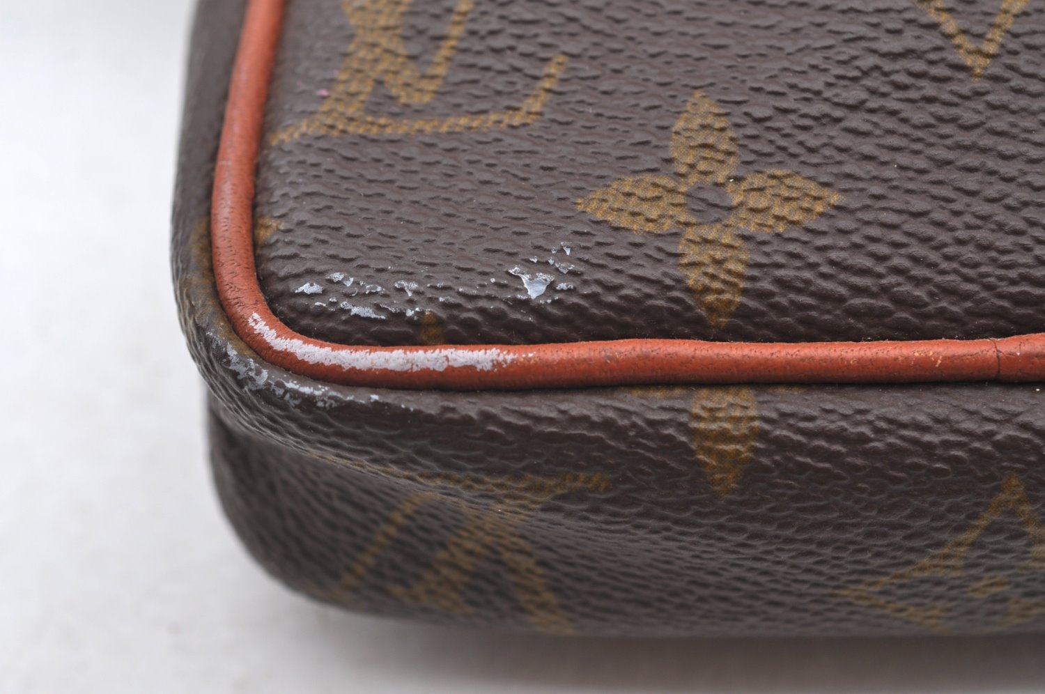 Auth Louis Vuitton Monogram Mini Poche Danube Shoulder Cross Bag Old Model K5065