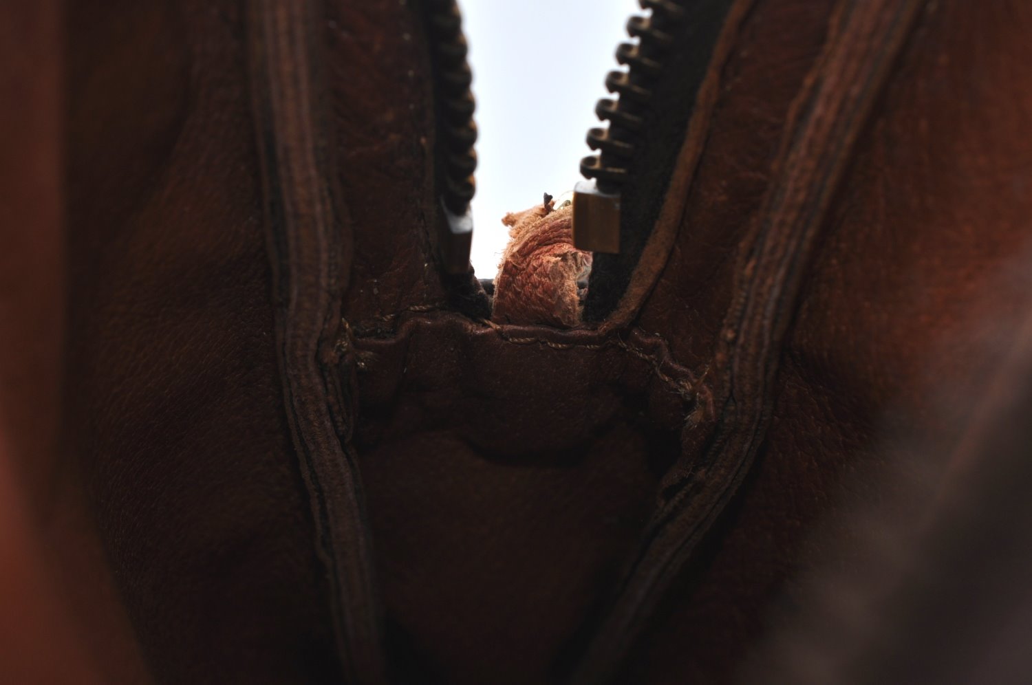 Auth Louis Vuitton Monogram Mini Poche Danube Shoulder Cross Bag Old Model K5065