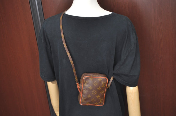 Auth Louis Vuitton Monogram Mini Poche Danube Shoulder Cross Bag Old Model K5065