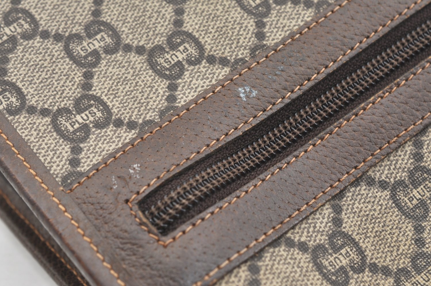 Authentic GUCCI GG Plus Clutch Hand Bag Purse PVC Leather Brown K5074