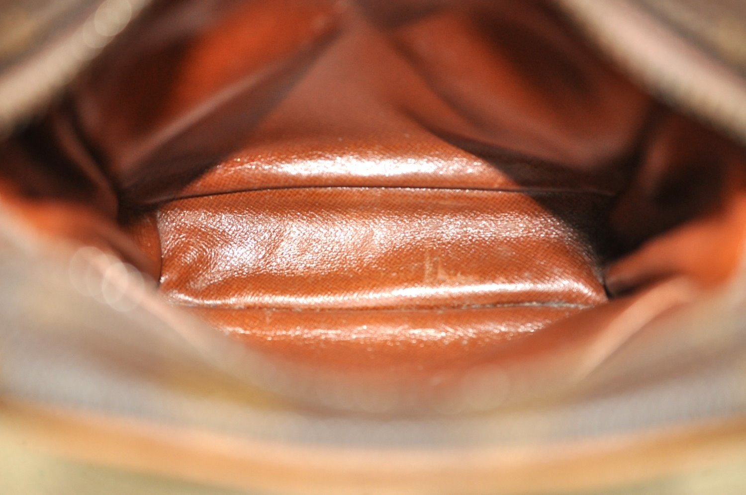 Authentic Louis Vuitton Monogram Amazone Shoulder Cross Body Bag M45236 LV K5077