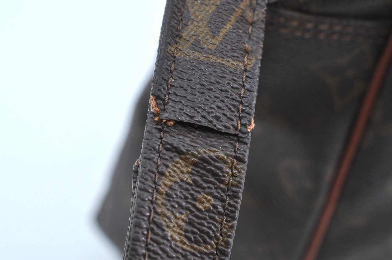 Authentic Louis Vuitton Monogram Marceau Shoulder Cross Body Bag Old Model K5078