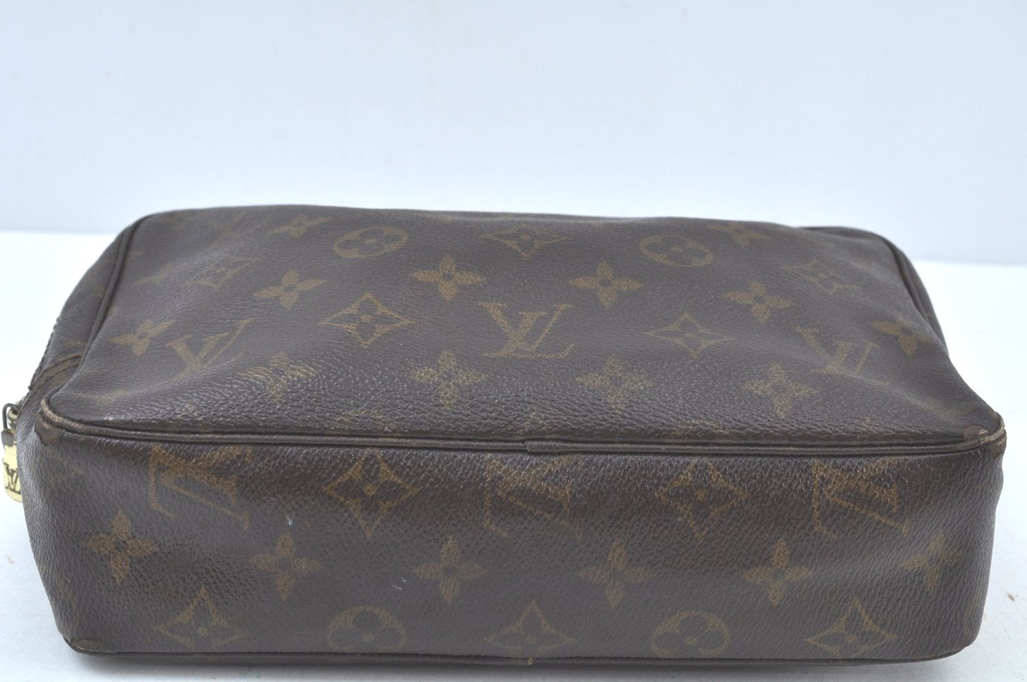 Auth Louis Vuitton Monogram Trousse Toilette 23 Clutch Hand Bag M47524 LV K5088
