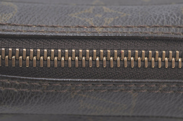 Auth Louis Vuitton Monogram Trousse Toilette 23 Clutch Hand Bag M47524 LV K5088