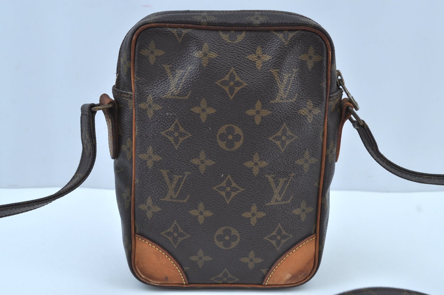 Authentic Louis Vuitton Monogram Amazone Shoulder Cross Body Bag M45236 LV K5093