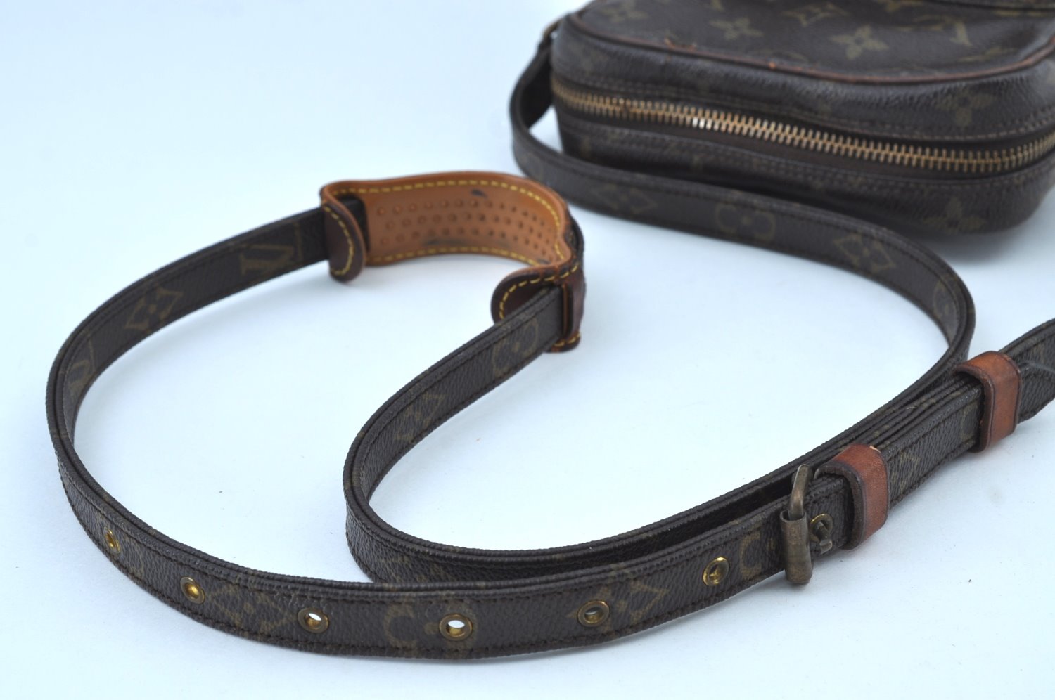 Authentic Louis Vuitton Monogram Amazone Shoulder Cross Body Bag M45236 LV K5093