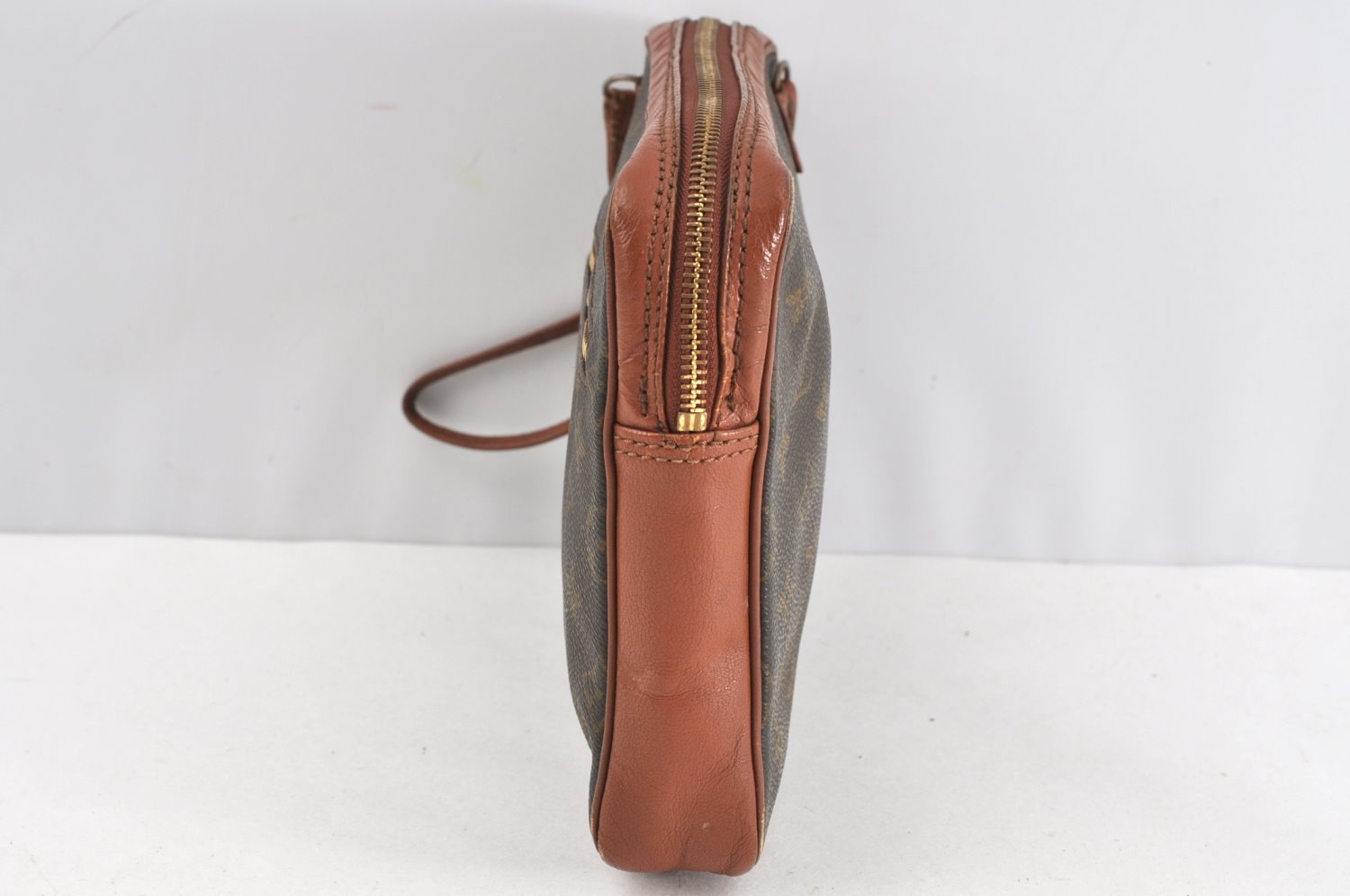 Authentic Louis Vuitton Monogram Pochette Sport Clutch Hand Bag Old Model K5105