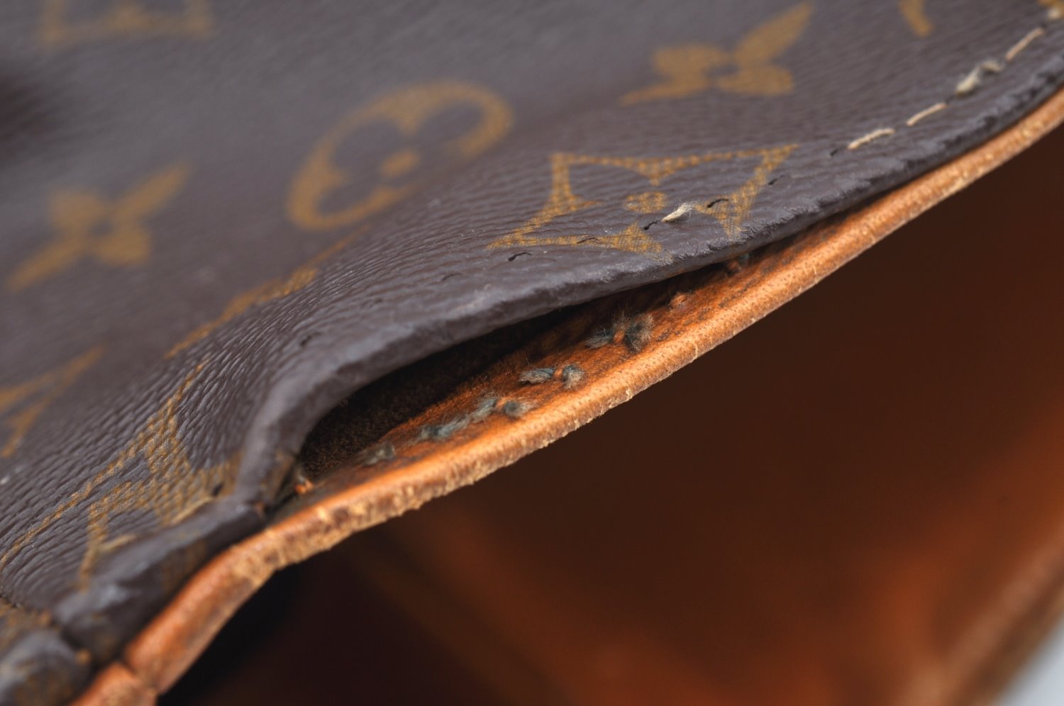 Authentic Louis Vuitton Monogram Bucket GM Shoulder Bag T42236 USA Model K5109