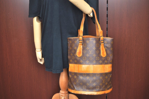 Authentic Louis Vuitton Monogram Bucket GM Shoulder Bag T42236 USA Model K5109
