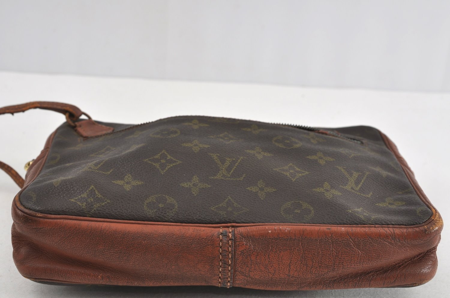 Authentic Louis Vuitton Monogram Pochette Sport Clutch Hand Bag Old Model K5131