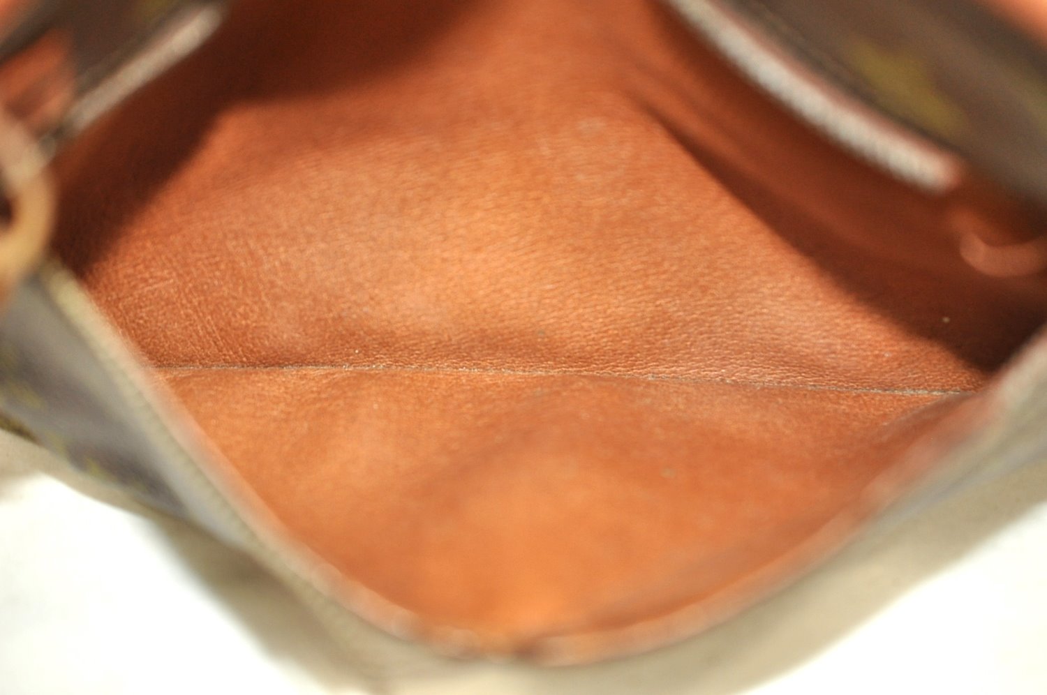 Authentic Louis Vuitton Monogram Pochette Sport Clutch Hand Bag Old Model K5131