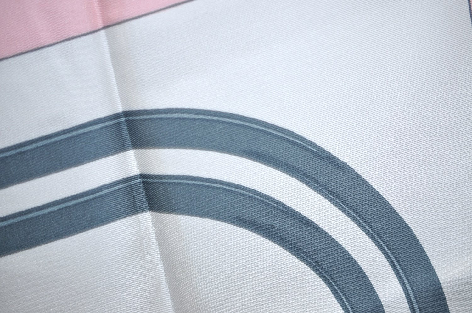 Authentic HERMES Carre 90 Scarf 