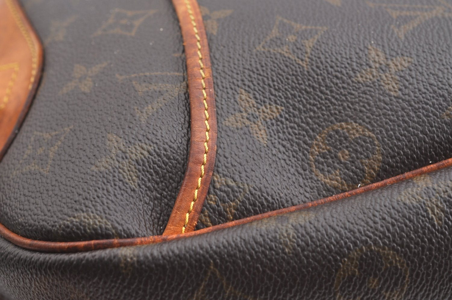 Authentic Louis Vuitton Monogram Deauville Hand Bag M47270 LV K5143