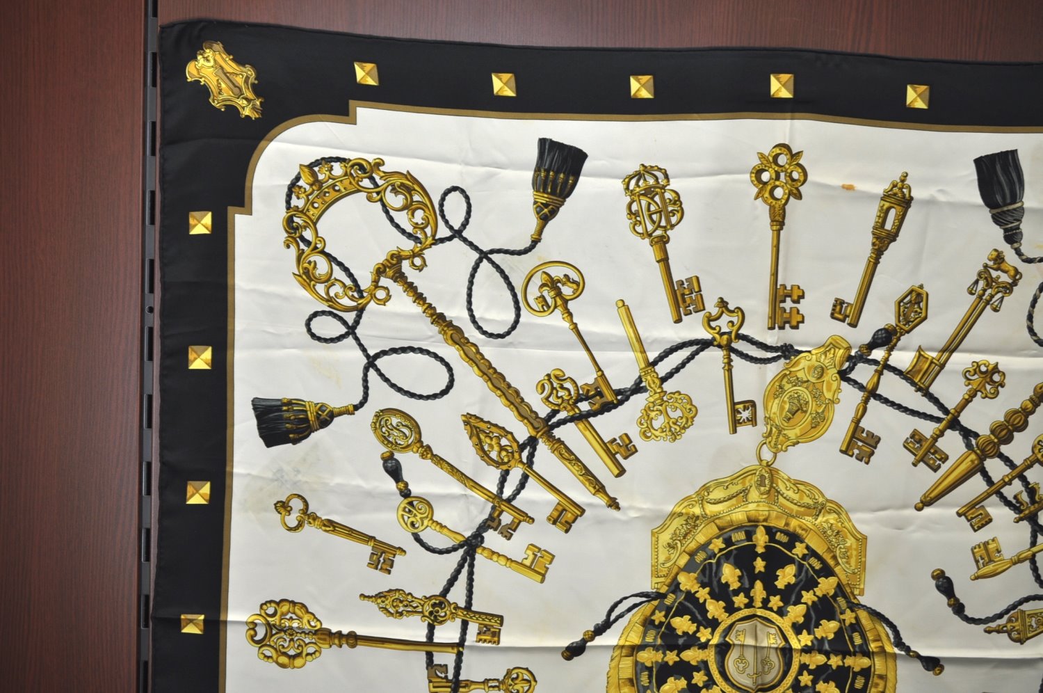 Authentic HERMES Carre 90 Scarf 