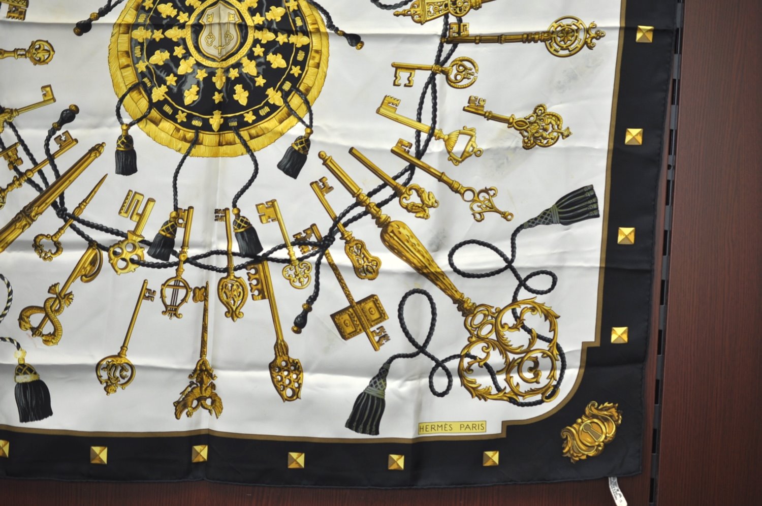 Authentic HERMES Carre 90 Scarf 