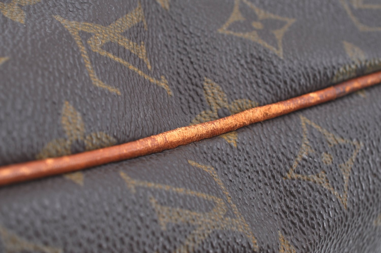 Authentic Louis Vuitton Monogram Sac Souple 35 Hand Boston Bag Old Model Junk K5187