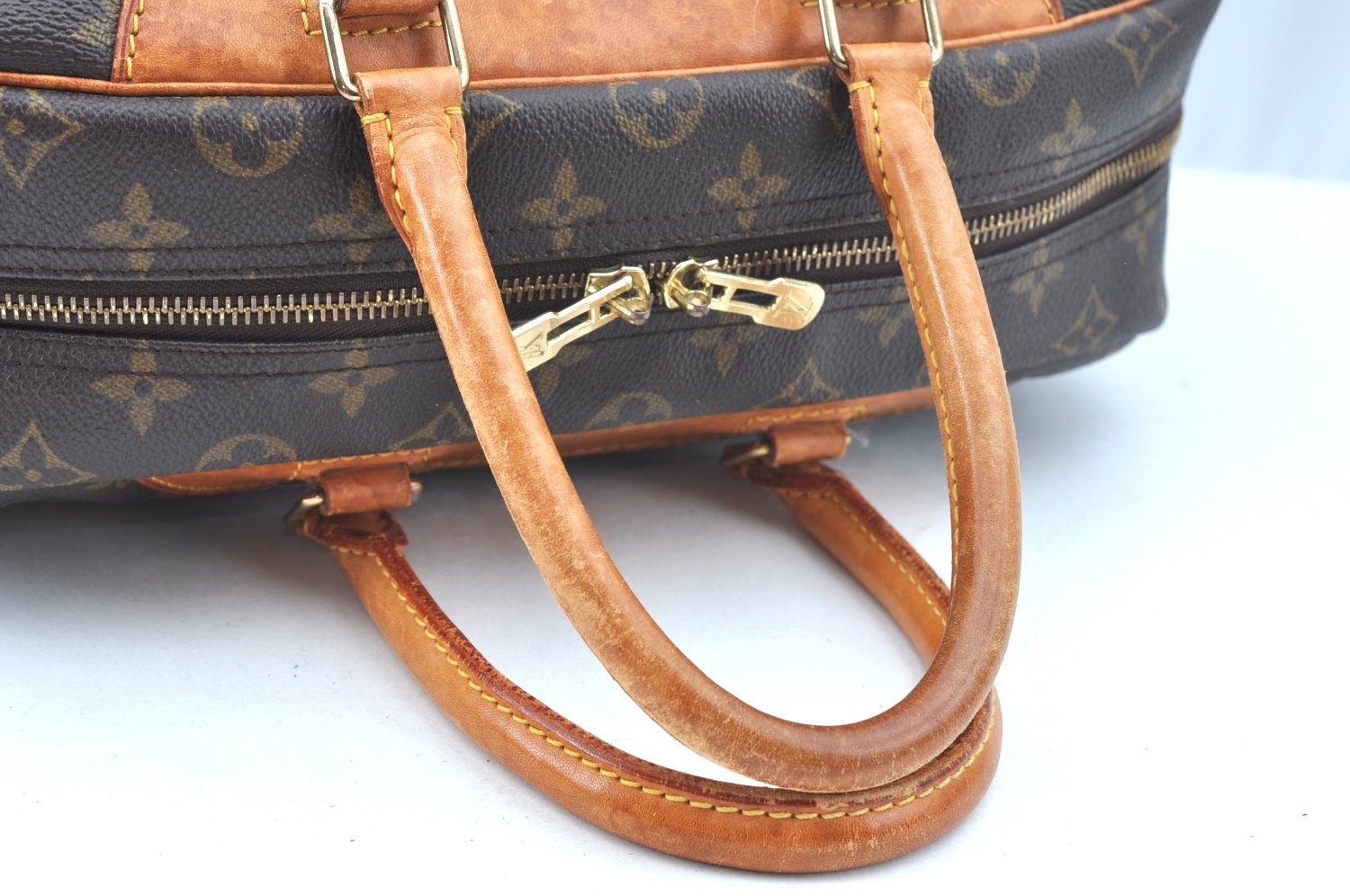 Authentic Louis Vuitton Monogram Deauville Hand Bag M47270 LV K5193