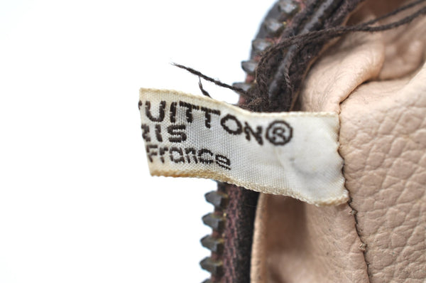 Auth Louis Vuitton Monogram Trousse Toilette 23 Clutch Hand Bag M47524 LV K5247