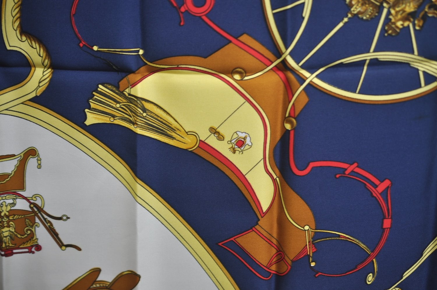 Authentic HERMES Carre 90 Scarf 