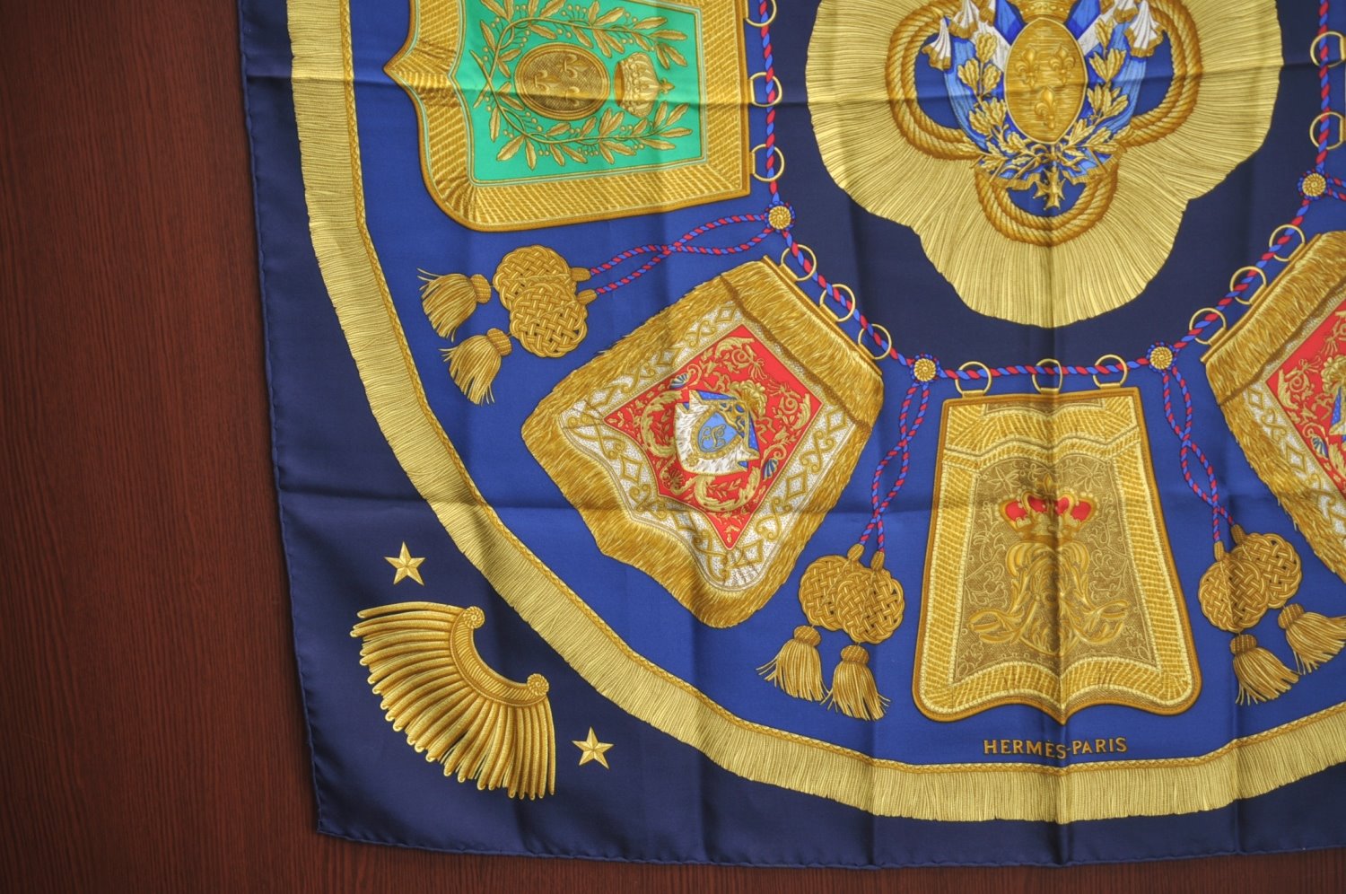 Authentic HERMES Carre 90 Scarf 