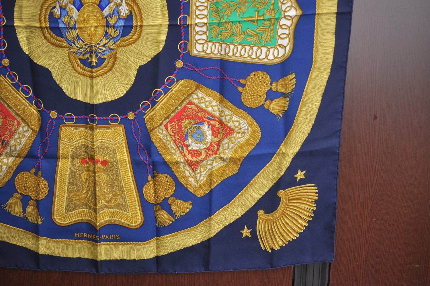 Authentic HERMES Carre 90 Scarf 