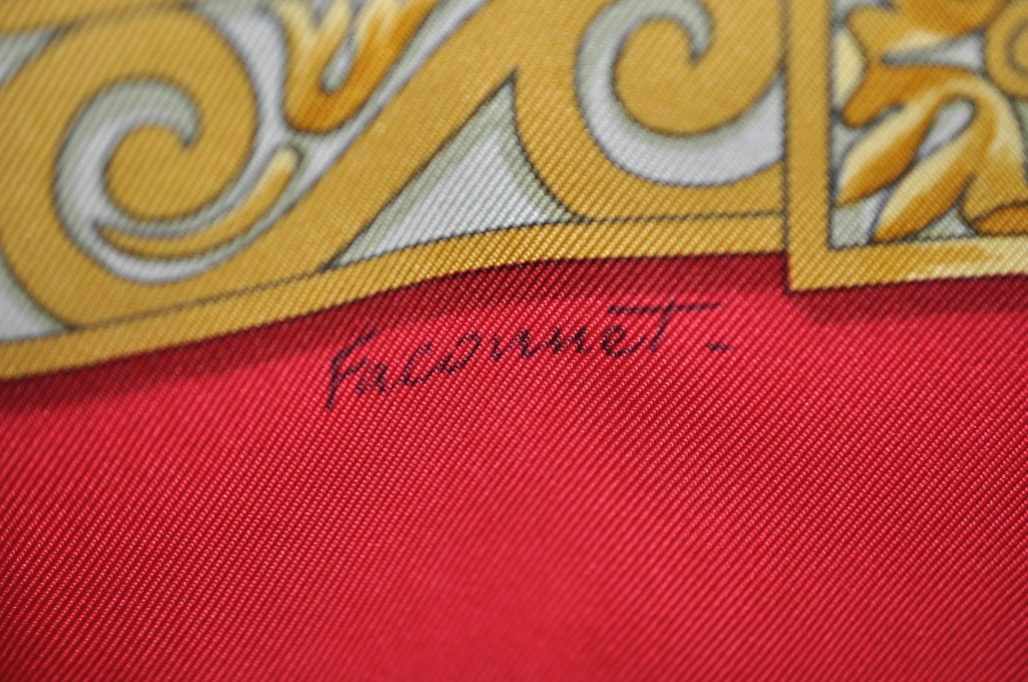 Authentic HERMES Carre 90 Scarf 