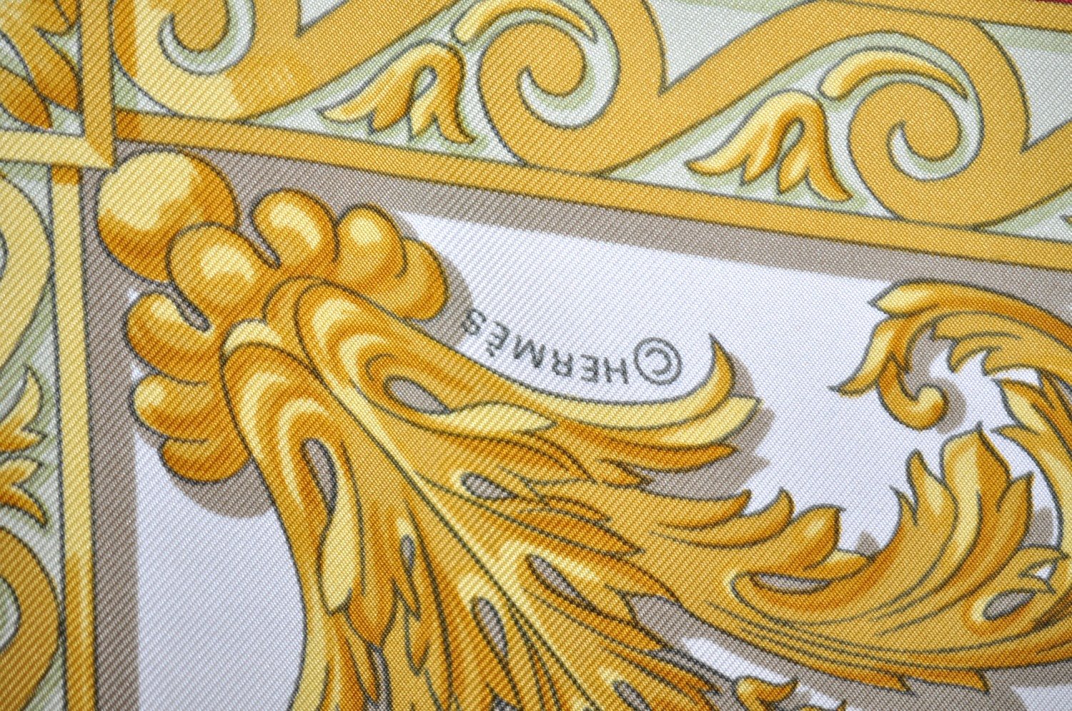 Authentic HERMES Carre 90 Scarf 