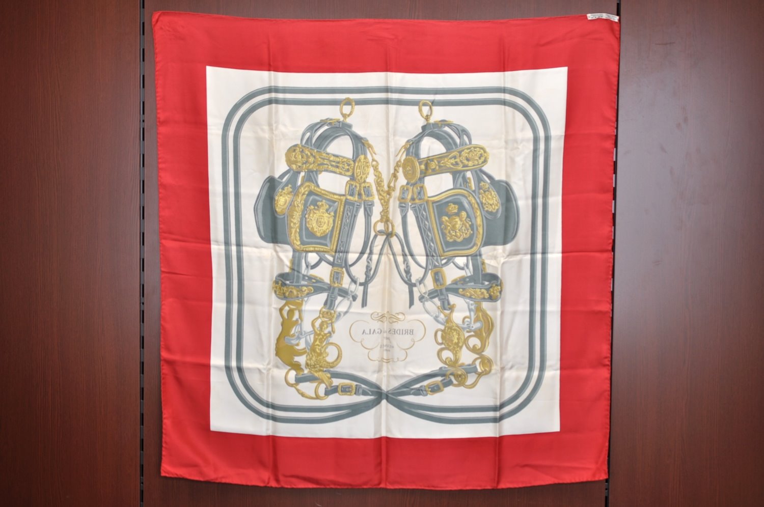 Authentic HERMES Carre 90 Scarf 