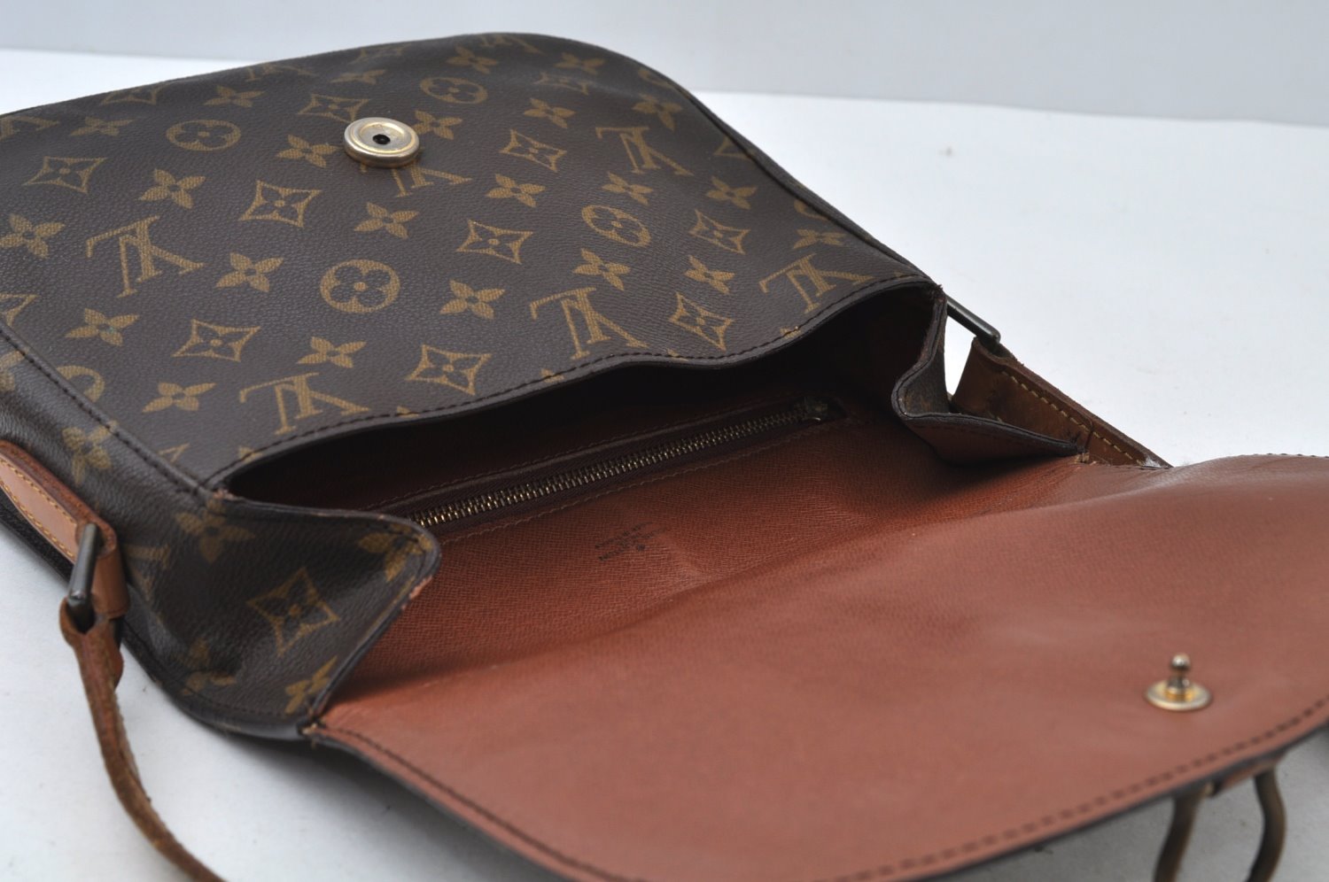 Authentic Louis Vuitton Monogram Saint Cloud GM M51242 Shoulder Cross Bag K5325