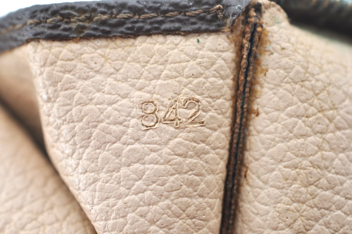 Authentic Louis Vuitton Monogram Poche Toilette 26 M47542 Cosmetics Pouch K5328