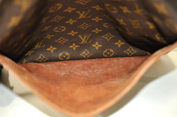 Authentic Louis Vuitton Monogram Danube 28 Shoulder Cross Body Bag LV K5333