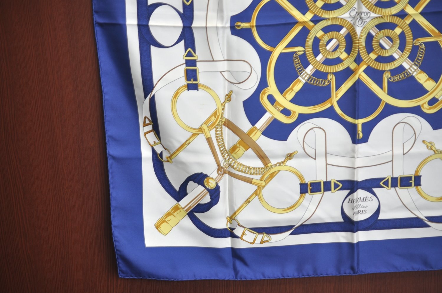 Authentic HERMES Carre 90 Scarf 
