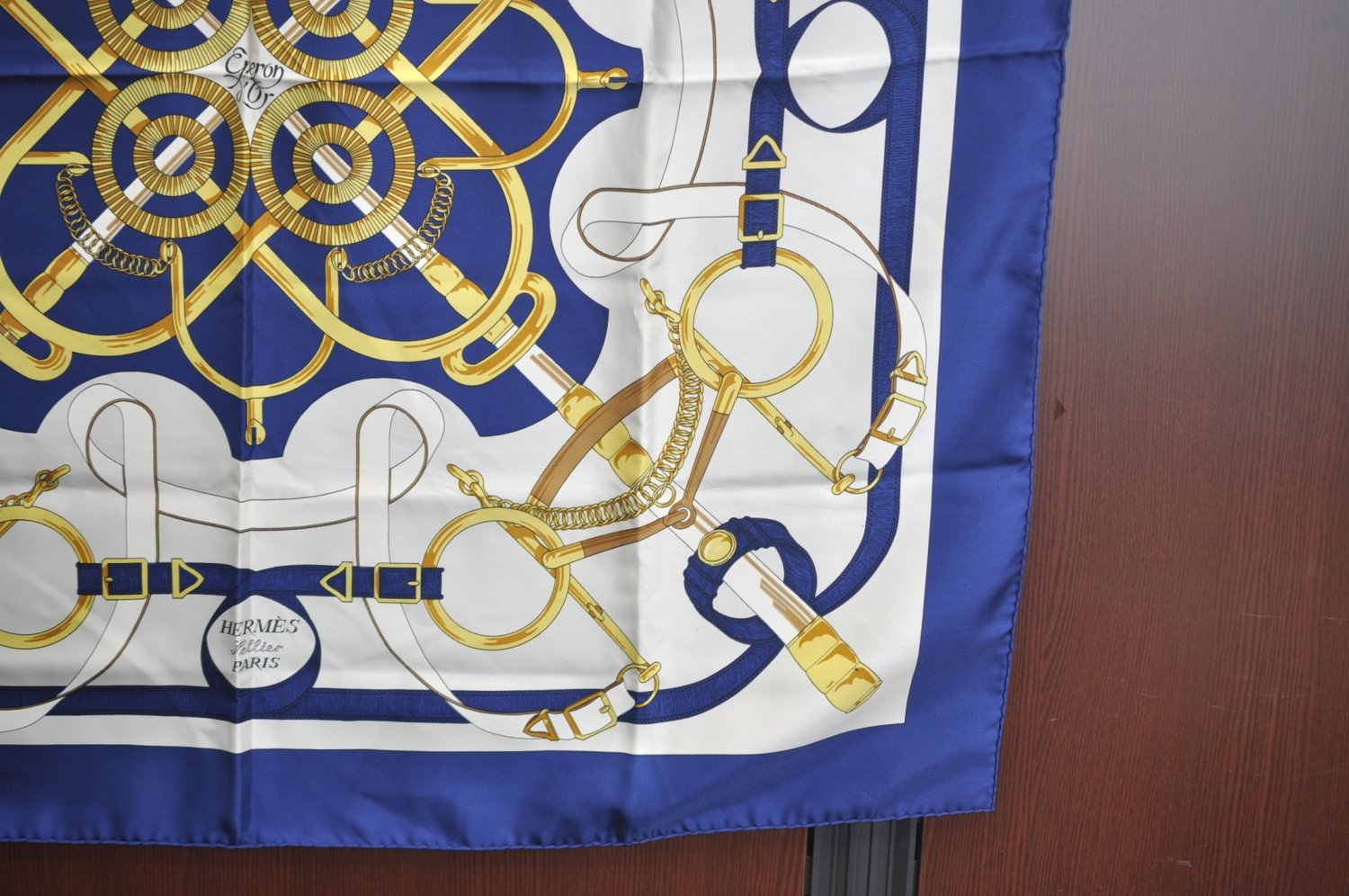 Authentic HERMES Carre 90 Scarf 