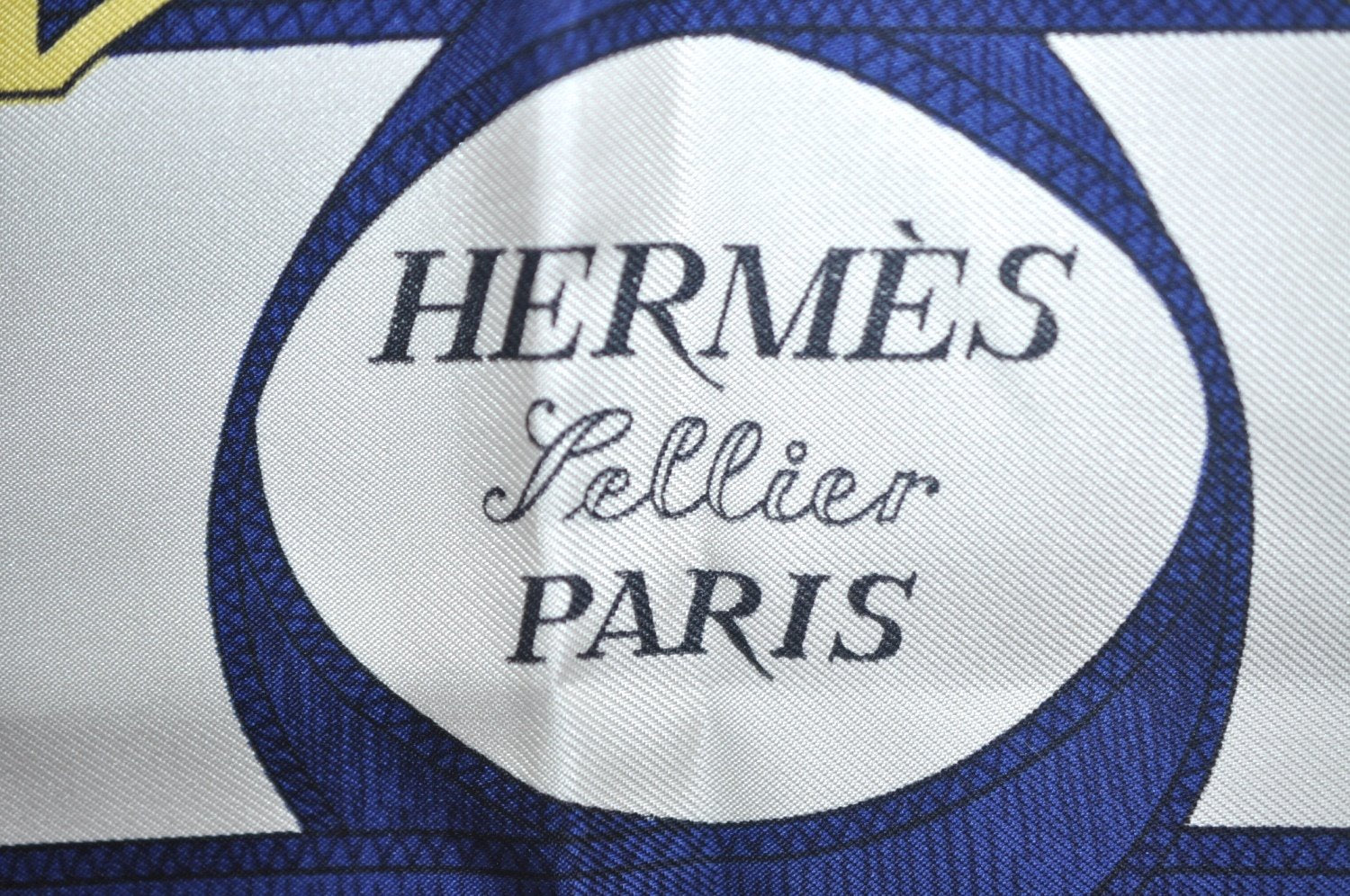 Authentic HERMES Carre 90 Scarf 