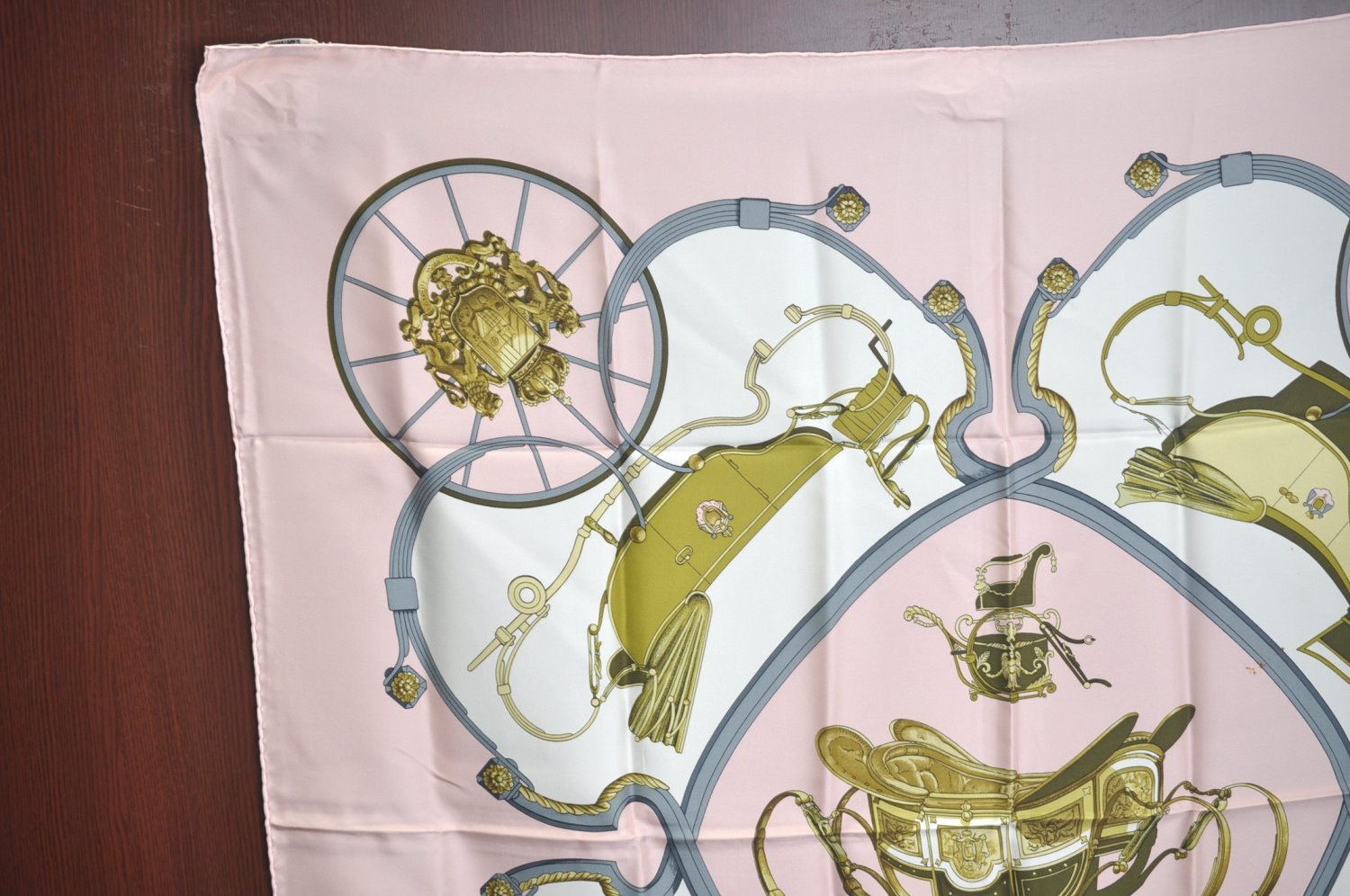 Authentic HERMES Carre 90 Scarf 